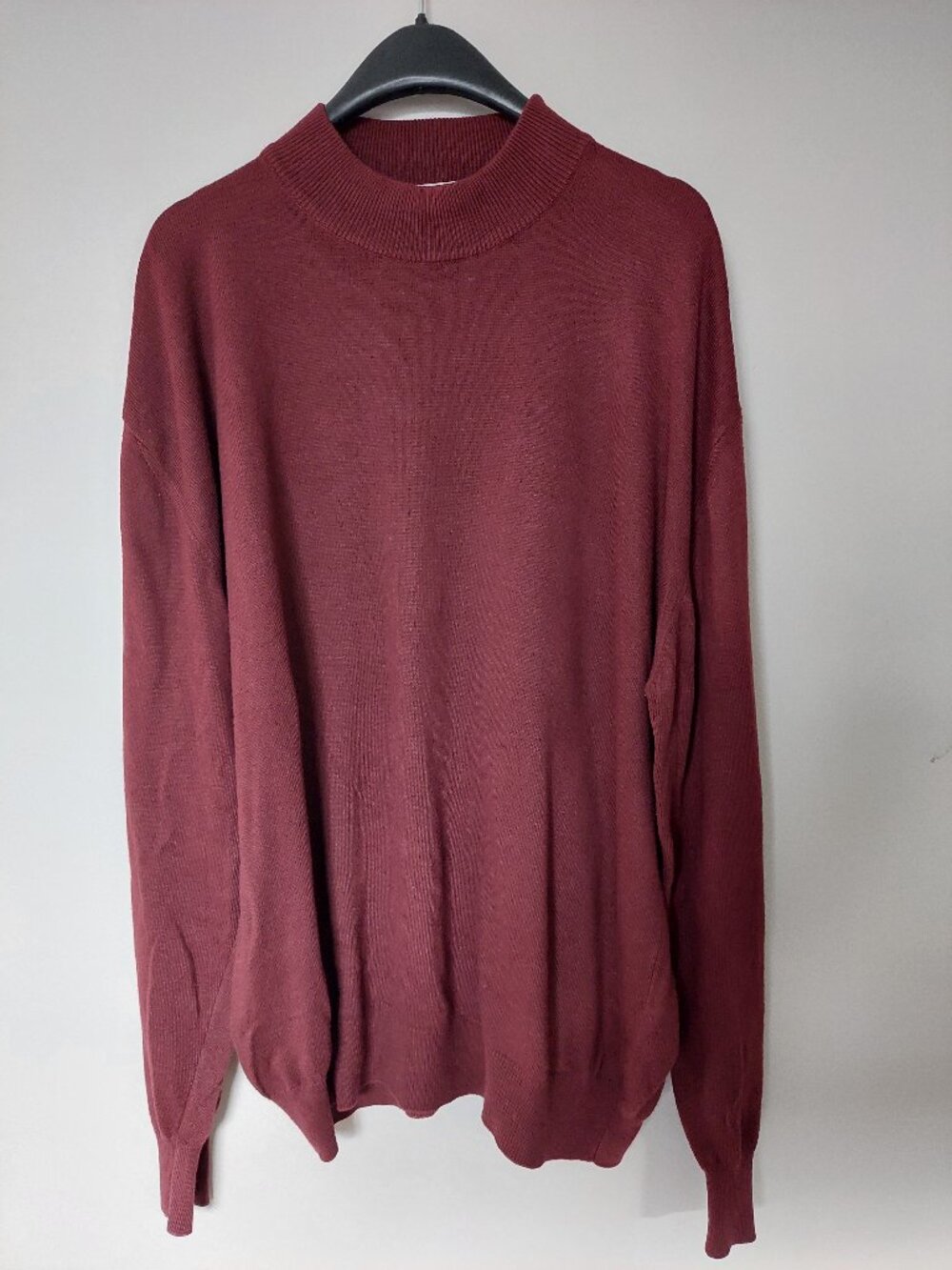 Avanzata Men's L Made In Italy for Harry Rosen Maroon Knit Sweater